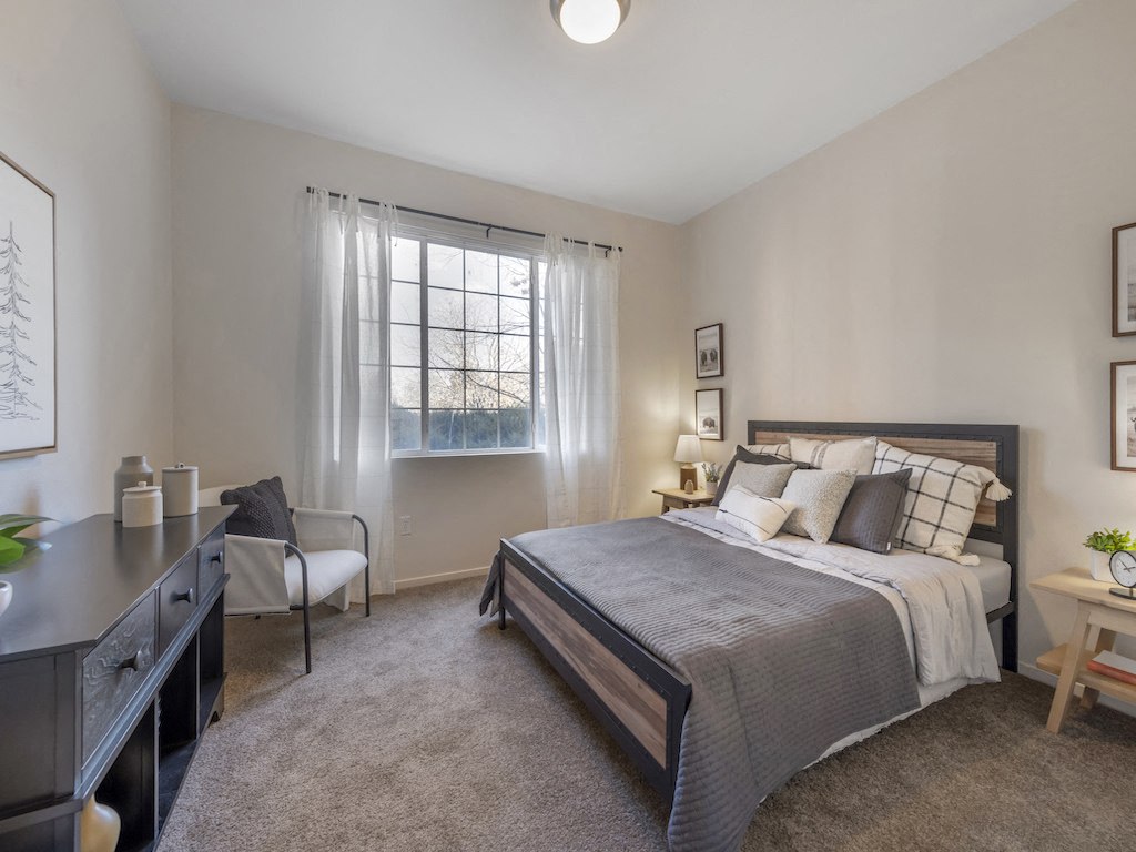 Indigo Creek Apartments